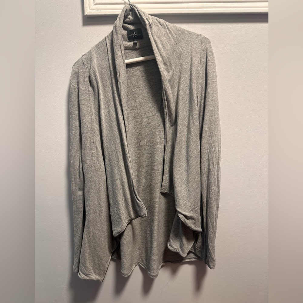 Market and Spruce Assymetrical Zip Cardigan - Picture 2 of 6